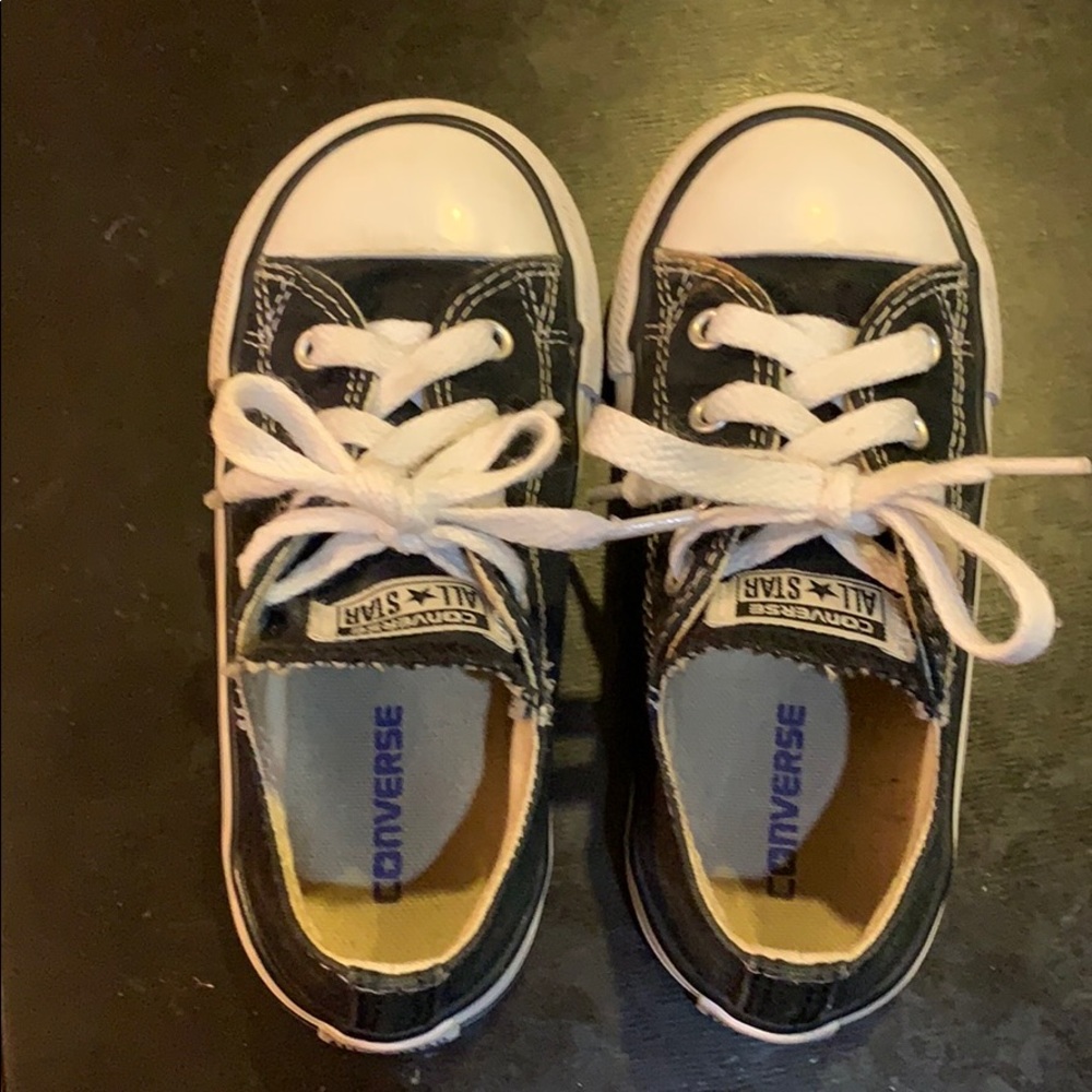 Boys shoes